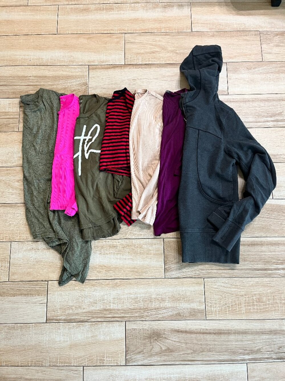 Womens Bundle of 7 Long Sleeve Tops - L